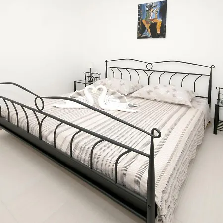 Apartamento In Seget Donji With Terrace *