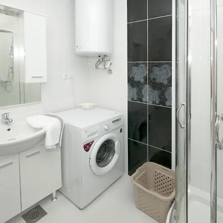 Apartamento In Seget Donji With Terrace