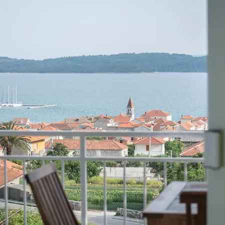 In Seget Donji With Terrace شقة