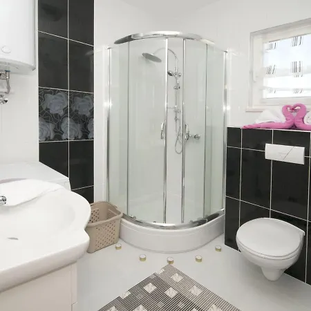 Apartamento In Seget Donji With Terrace *