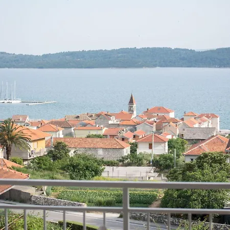 Apartament In Seget Donji With Terrace *